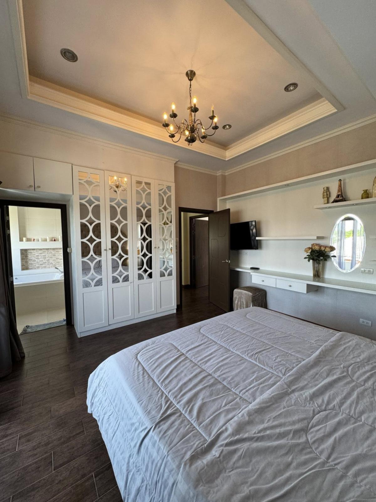 For SaleHousePattaya, Bangsaen, Chonburi : For Sale House , Baan Dusit Pattaya View , Huai Yai , Bang Lamung , Chon Buri , CX-134857