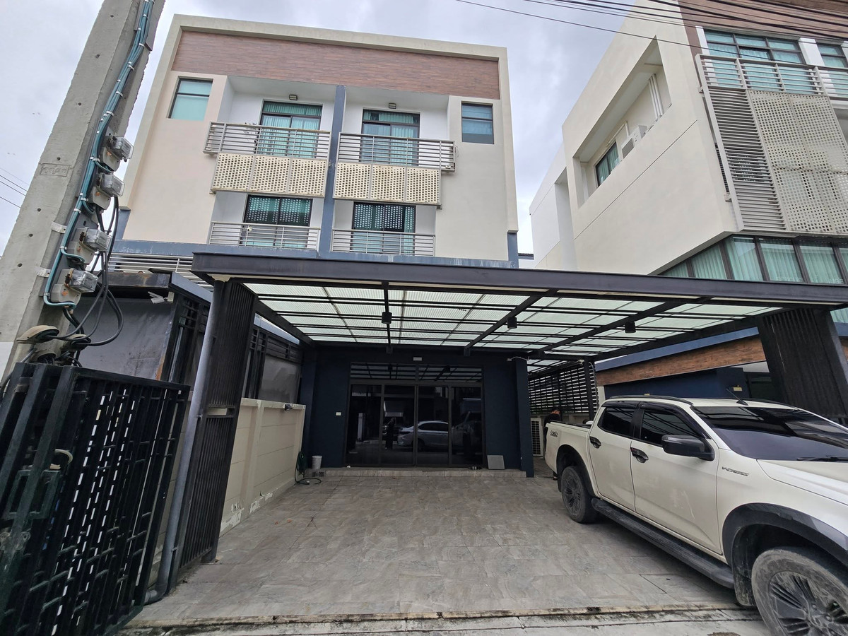 For RentHome OfficeKaset Nawamin,Ladplakao : S04-0075 Home office for rent in District Ekkamai-Ramintra.