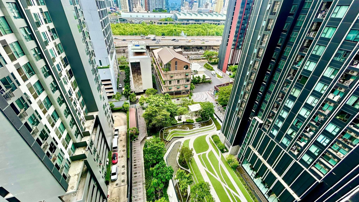 For SaleCondoRama9, Petchburi, RCA : Life Asoke - Rama 9 / 1 Bedroom (SALE WITH TENANT), Life Asoke - Rama 9 / 1 Bedroom (Sale with Tenant) TARN195