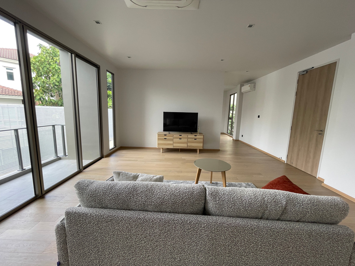 ขายบ้านเกษตร นวมินทร์ ลาดปลาเค้า : ขาย Providence Lane Kaset – Nawamin บ้านเดี่ยวหรู 3 ชั้น ลิฟต์ส่วนตัว + สระว่ายน้ำ ทำเลพรีเมียมลาดปลาเค้า 89 ฟังก์ชั่น 4 ห้องนอน | 5 ห้องน้ำ | 4 ที่จอดรถ บ้านเดี่ยว Luxury ระดับ Rare Item ทำเลศักยภาพ เกษตร–นวมินทร์ ใกล้ทางด่วน รถไฟฟ้า 2 สาย 