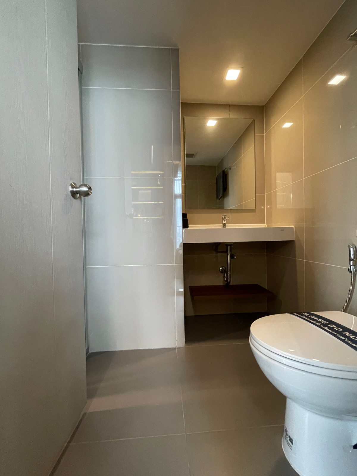 ขายคอนโดพระราม 9 เพชรบุรีตัดใหม่ RCA : ขายคอนโด IDEO พระราม 9 – อโศก | ห้องสวยชั้นสูง ราคาโปรสุดคุ้ม ใกล้ MRT พระราม 9 ฟังก์ชั่น 2 Bedroom Hybrid พร้อมเฟอร์ครบ เข้าอยู่ได้ทันที