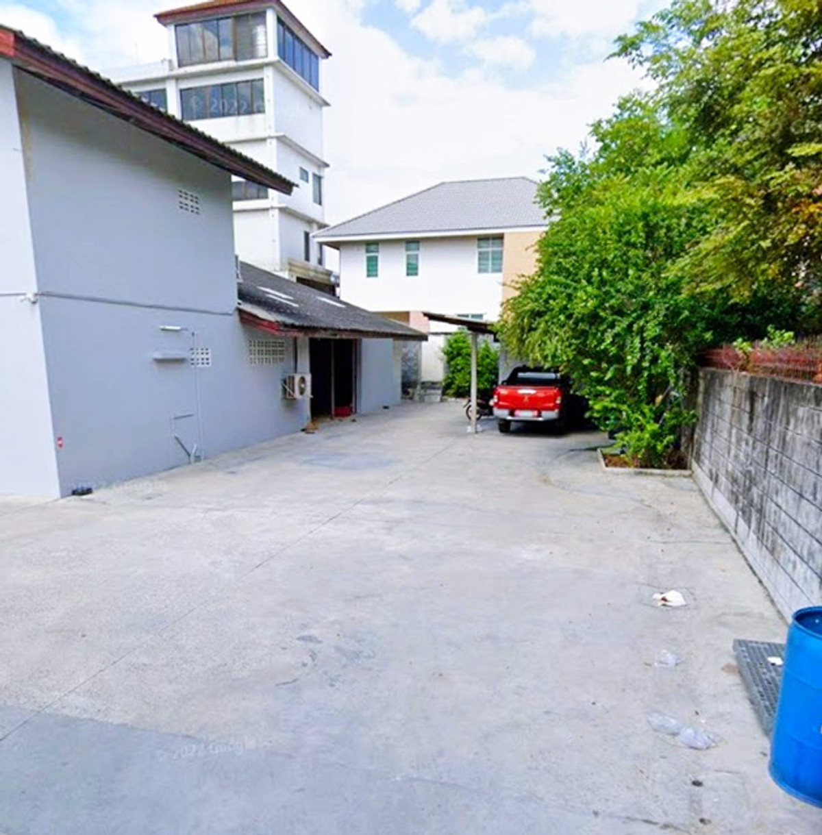 นวมินทร์ 22-28 MRTลาดพร้าว101 2.8 กม. เดอะมอล์ บ้านคฤหาสน์2ชั้น 5นอน 620ตร.ม. บนที่ดินครึ่งไร่ ตลาดปัฐวิกรณ์ 3 กม. MRT บางกะปิ 2.2 กม. Loading...