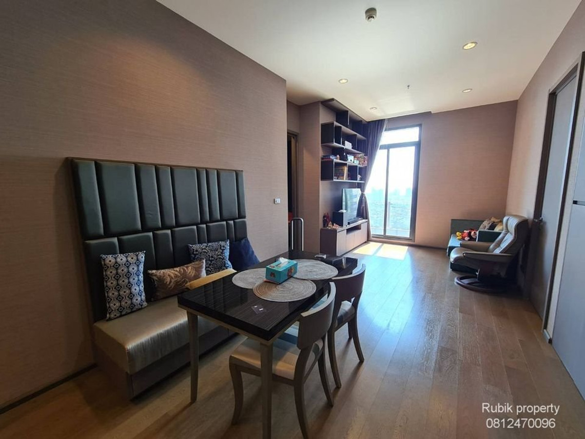 ให้เช่าคอนโดสาทร นราธิวาส : (RB1356)🏙️ ให้เช่า The Diplomat Sathorn คอนโด Super Luxury Class ทำเลดีที่สุด ติด BTS สุรศักดิ์ เพียงก้าวเดียวจากบันไดเลื่อนหน้าประตูโครงการ ✨