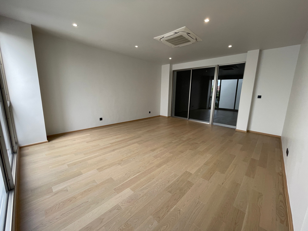 ขายบ้านเกษตร นวมินทร์ ลาดปลาเค้า : ขาย Providence Lane Kaset – Nawamin บ้านเดี่ยวหรู 3 ชั้น ลิฟต์ส่วนตัว + สระว่ายน้ำ ทำเลพรีเมียมลาดปลาเค้า 89 ฟังก์ชั่น 4 ห้องนอน | 5 ห้องน้ำ | 4 ที่จอดรถ บ้านเดี่ยว Luxury ระดับ Rare Item ทำเลศักยภาพ เกษตร–นวมินทร์ ใกล้ทางด่วน รถไฟฟ้า 2 สาย 