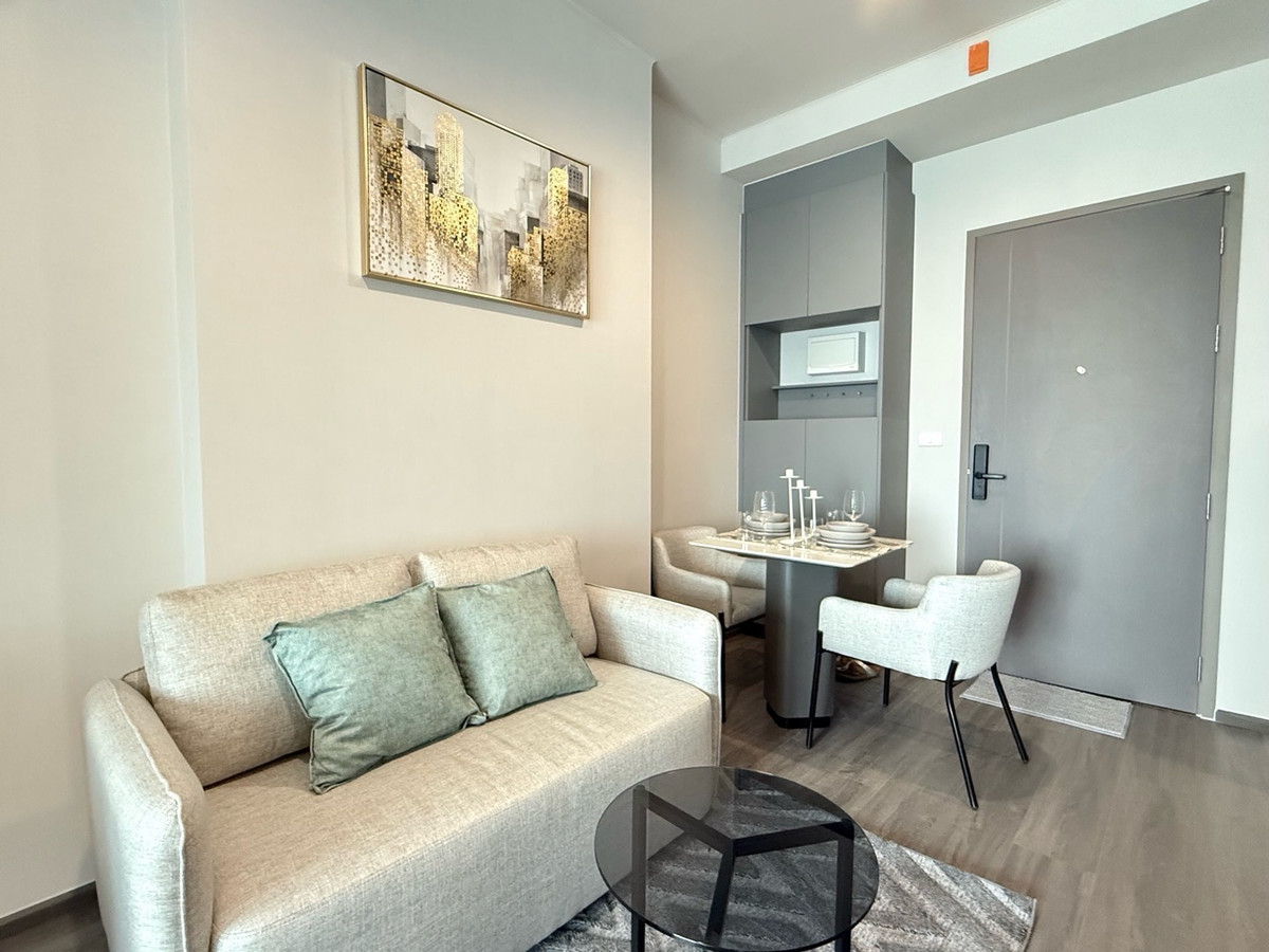 ð Brand New | Elegant Living! ðĨ2-Bedroom Condo for Rent â Ideo Sukhumvit Rama 4âĻ Special Price: 33,000 THB Loading...