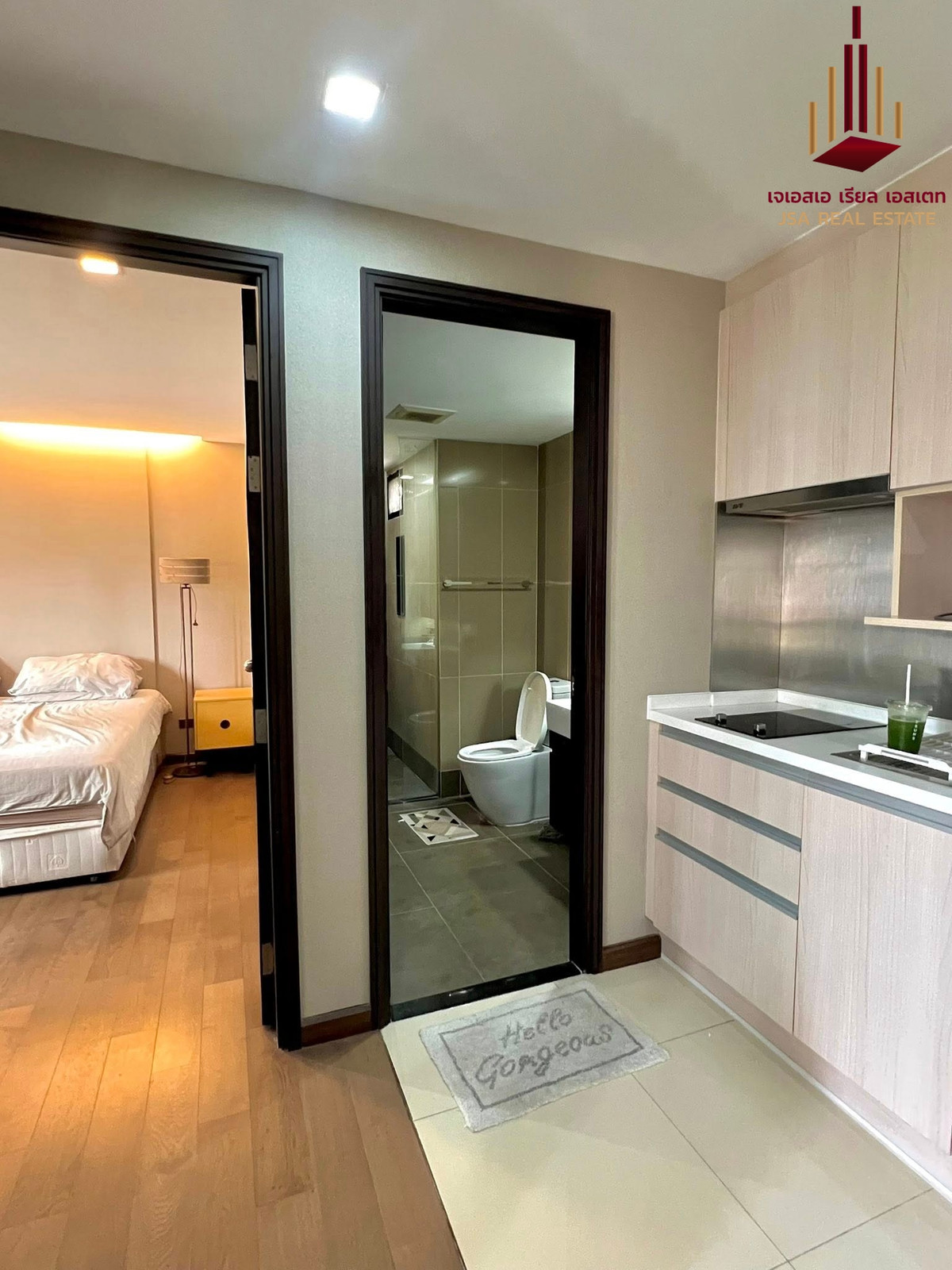 For RentCondoSukhumvit, Asoke, Thonglor : ✨ For Rent: Tidy Thonglor Condo ✨ 💰 Only 20,000 THB/month
