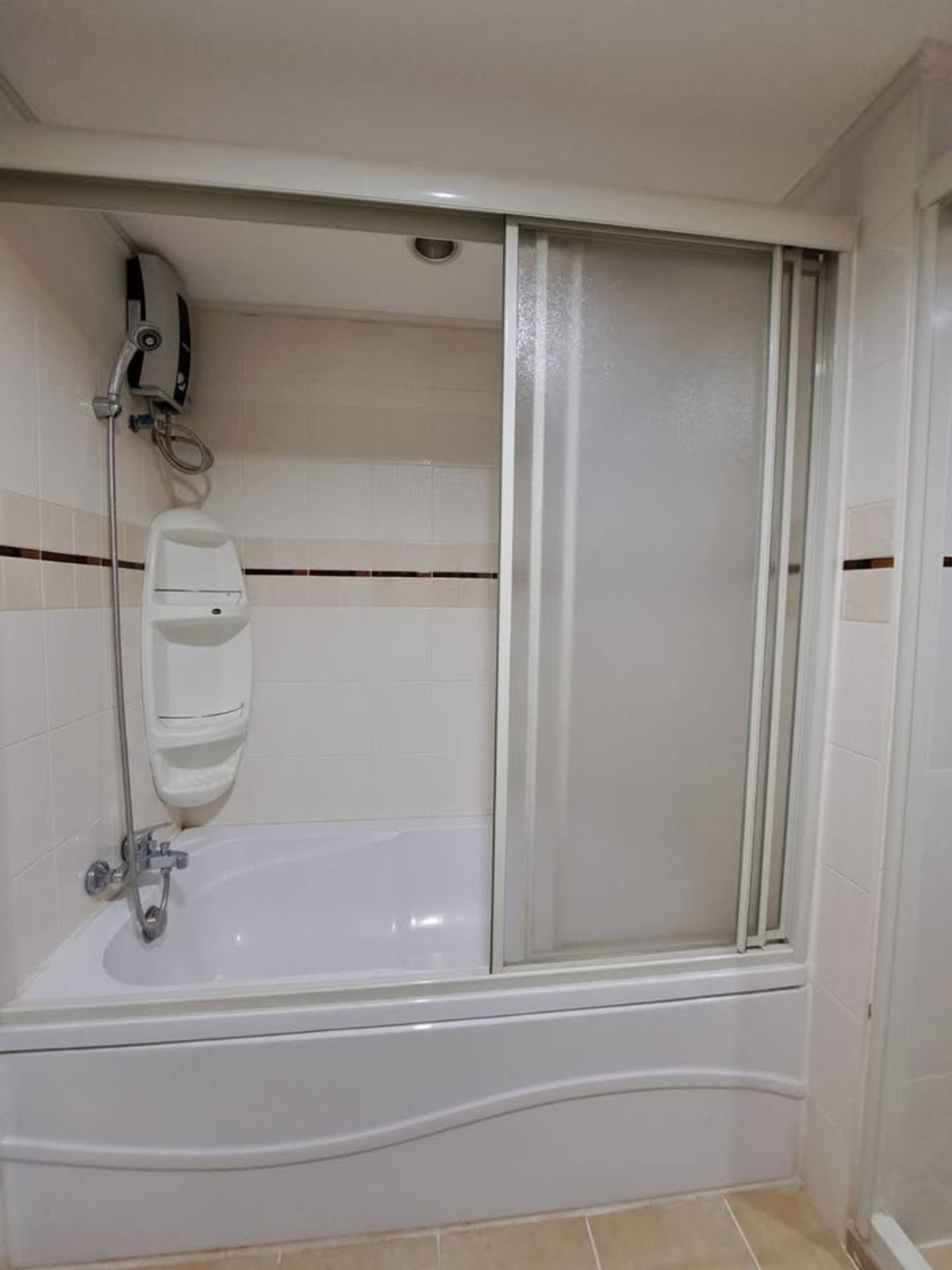 ให้เช่าคอนโดสะพานควาย จตุจักร : เช่าคอนโด Lumpini Place Phahol - Saphankhwai/ลุมพินี เพลส พหล - สะพานควาย (C6810011)