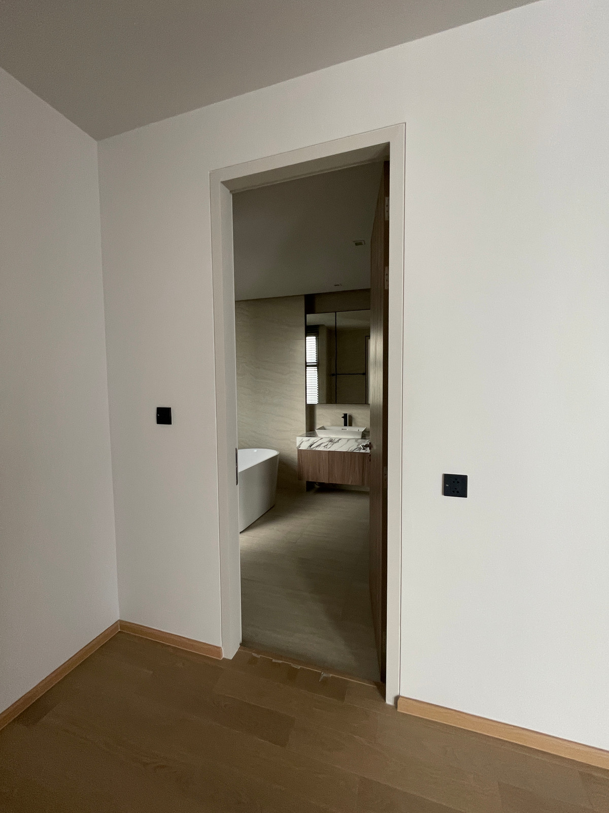 ขายบ้านเกษตร นวมินทร์ ลาดปลาเค้า : ขาย Providence Lane Kaset – Nawamin บ้านเดี่ยวหรู 3 ชั้น ลิฟต์ส่วนตัว + สระว่ายน้ำ ทำเลพรีเมียมลาดปลาเค้า 89 ฟังก์ชั่น 4 ห้องนอน | 5 ห้องน้ำ | 4 ที่จอดรถ บ้านเดี่ยว Luxury ระดับ Rare Item ทำเลศักยภาพ เกษตร–นวมินทร์ ใกล้ทางด่วน รถไฟฟ้า 2 สาย 