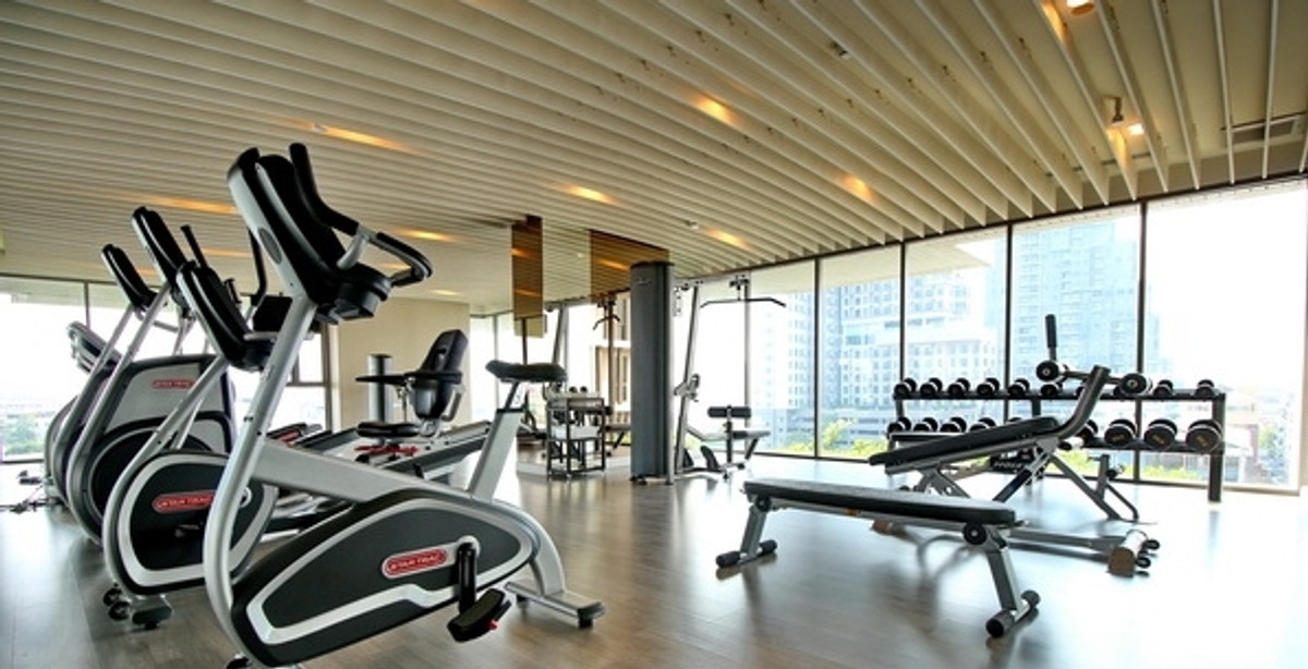 For RentCondoWongwianyai, Charoennakor : ✨ Want to be near the city but not too busy? The Room BTS Wongwian Yai is the answer ✔