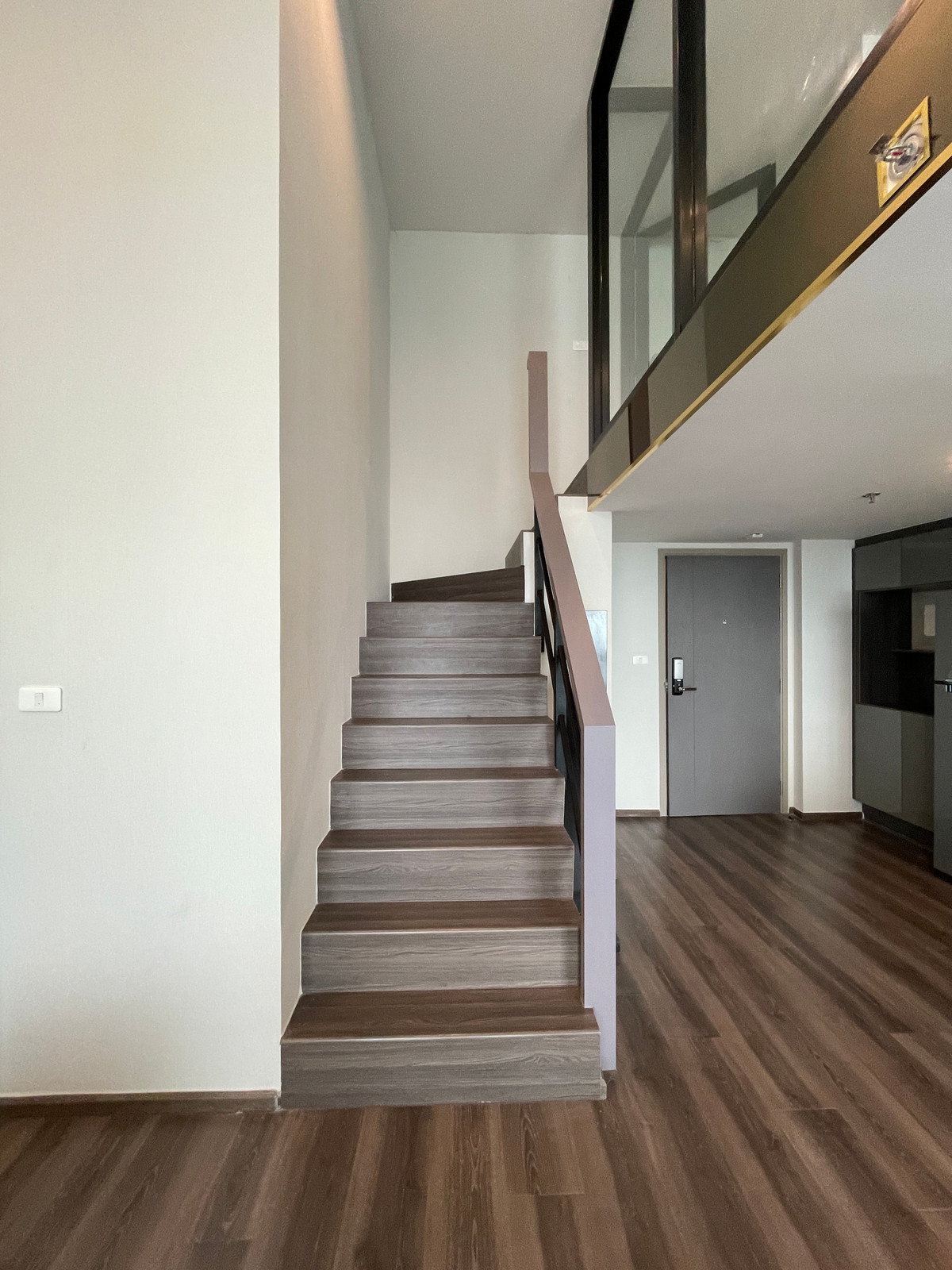 ขายคอนโดพระราม 9 เพชรบุรีตัดใหม่ RCA : ขายคอนโด IDEO พระราม 9 – อโศก | ห้องสวยชั้นสูง ราคาโปรสุดคุ้ม ใกล้ MRT พระราม 9 ฟังก์ชั่น 2 Bedroom Hybrid พร้อมเฟอร์ครบ เข้าอยู่ได้ทันที