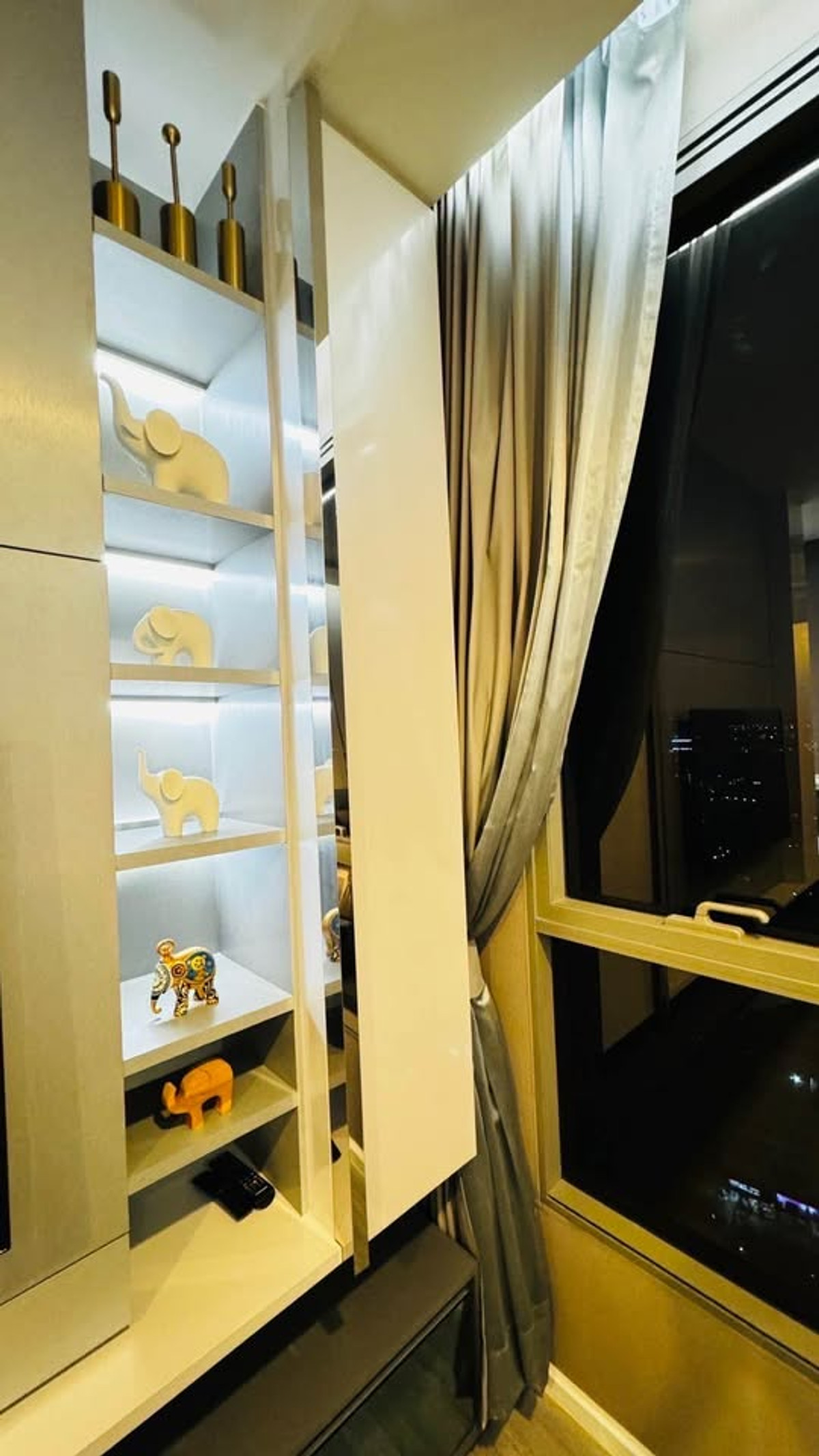 ขายคอนโดสาทร นราธิวาส : 🌻The Room สาทร-เซนต์หลุยส์ ห้องสวยพร้อมเข้าอยู่