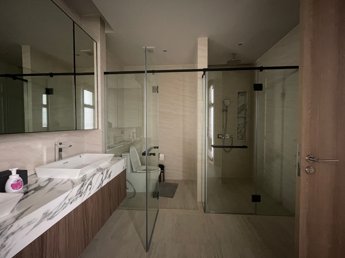 ขายบ้านเกษตร นวมินทร์ ลาดปลาเค้า : ขาย Providence Lane Kaset – Nawamin บ้านเดี่ยวหรู 3 ชั้น ลิฟต์ส่วนตัว + สระว่ายน้ำ ทำเลพรีเมียมลาดปลาเค้า 89 ฟังก์ชั่น 4 ห้องนอน | 5 ห้องน้ำ | 4 ที่จอดรถ บ้านเดี่ยว Luxury ระดับ Rare Item ทำเลศักยภาพ เกษตร–นวมินทร์ ใกล้ทางด่วน รถไฟฟ้า 2 สาย 