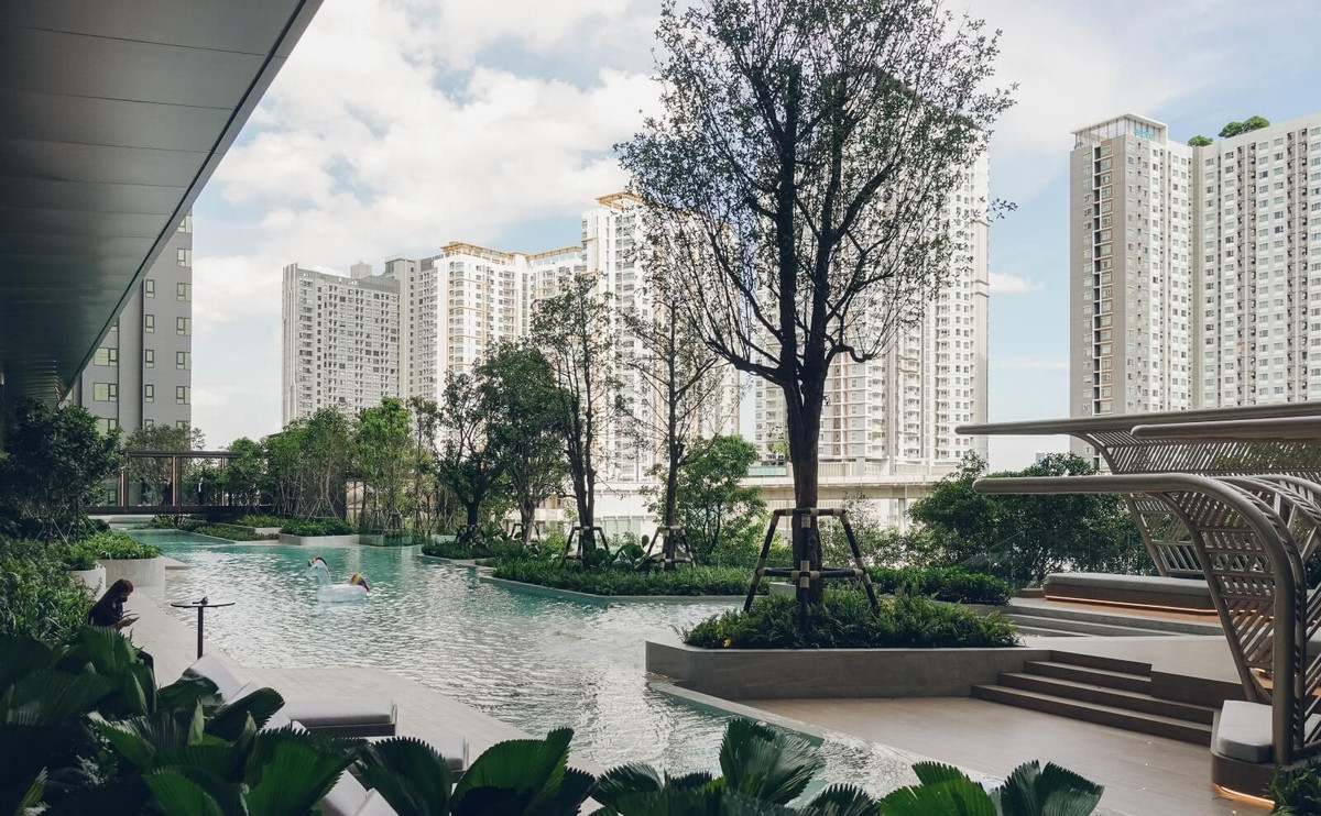 For SaleCondoThaphra, Talat Phlu, Wutthakat : ✨ For Sale: Life Sathorn Sierra Condo ✨ 💰 Only 3,200,000 THB