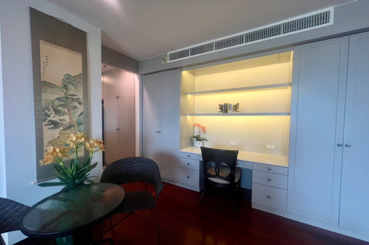 For RentCondoWongwianyai, Charoennakor : 🔥 For Rent !! high floor 28++, river view!! 🔥 Code C20251000075..........Baan Chaopraya, 2 bedroom, 2 bathroom, furnished, ready to move in📣📣