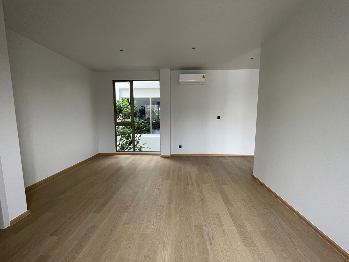 ขายบ้านเกษตร นวมินทร์ ลาดปลาเค้า : ขาย Providence Lane Kaset – Nawamin บ้านเดี่ยวหรู 3 ชั้น ลิฟต์ส่วนตัว + สระว่ายน้ำ ทำเลพรีเมียมลาดปลาเค้า 89 ฟังก์ชั่น 4 ห้องนอน | 5 ห้องน้ำ | 4 ที่จอดรถ บ้านเดี่ยว Luxury ระดับ Rare Item ทำเลศักยภาพ เกษตร–นวมินทร์ ใกล้ทางด่วน รถไฟฟ้า 2 สาย 