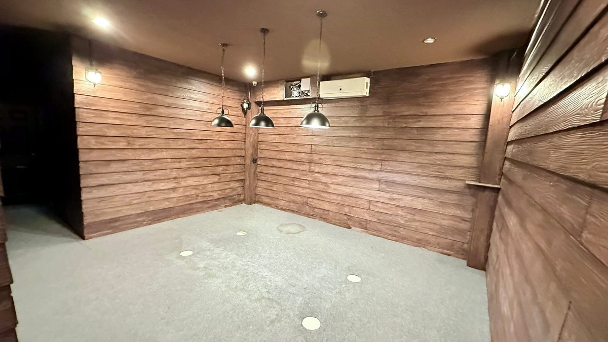 ✨ 1-story detached house for rent, Lat Phrao 71–Soi Nakniwat 39, 9 bedrooms, 6 bathrooms, total area 220 sq m (largest plot in the zone), connected to many routes. Loading...