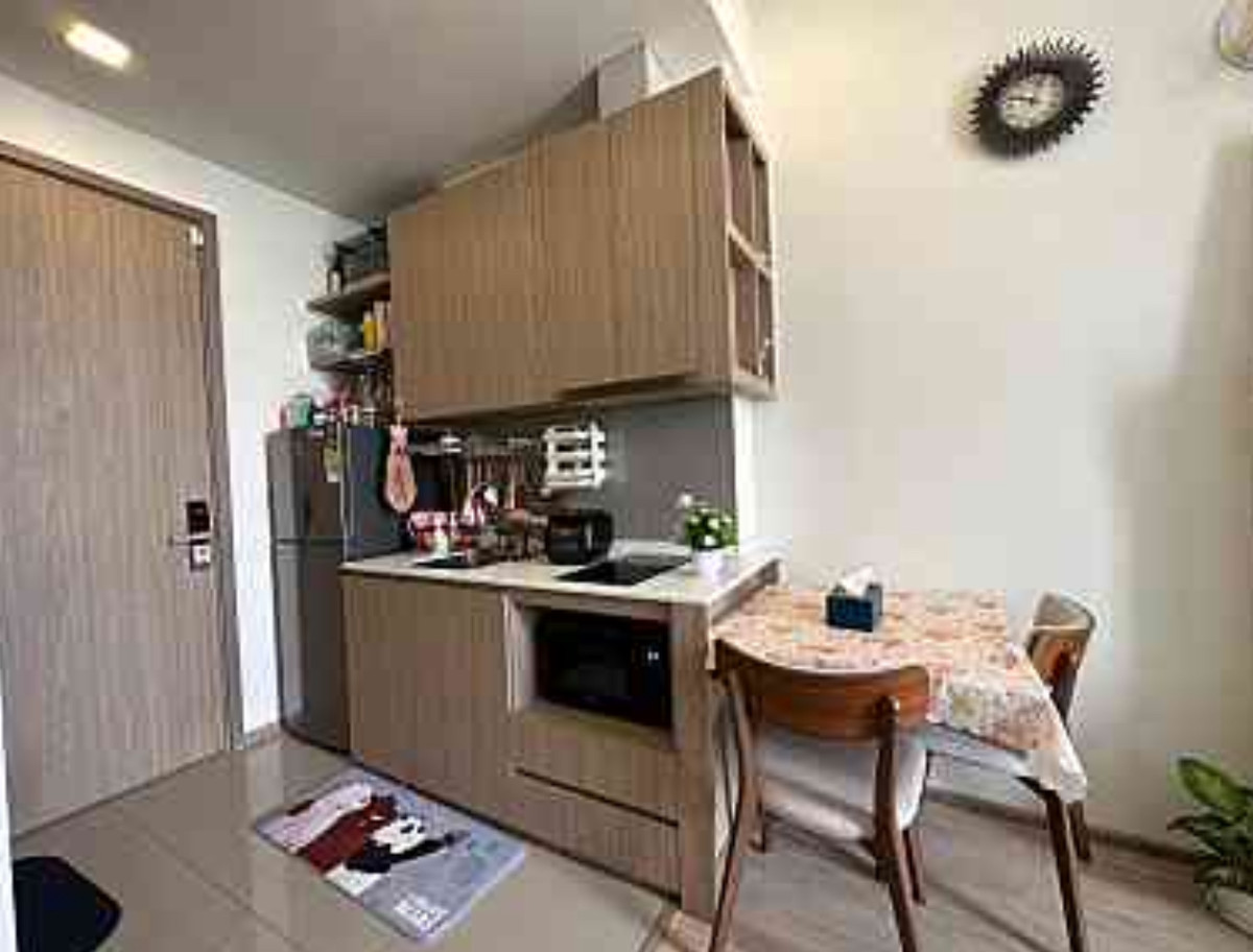 For SaleCondoKasetsart, Ratchayothin : 🔥Hot Deal🔥Selling at a loss⚡️ Centric ratchayothin 33 Sqm 🔥High floor 15+ 4.35 Mb only ⚡️If interested, contact Putter 0928895628