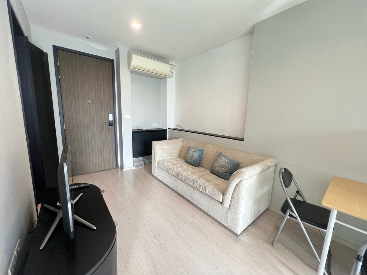 ให้เช่า 🍃RHYTHM Sukhumvit 44/1🍃ห้องกว้าง เฟอร์ครบ วิวสวน มีระเบียง 🛁มีอ่างอาบน้ำฟินๆ by Faii Loading...