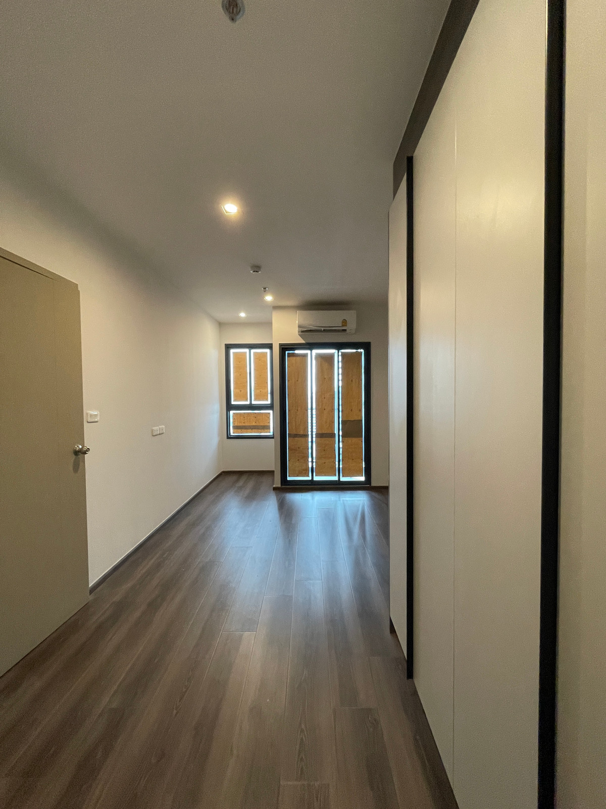 ขายคอนโดพระราม 9 เพชรบุรีตัดใหม่ RCA : ขายคอนโด IDEO พระราม 9 – อโศก | ห้องสวยชั้นสูง ราคาโปรสุดคุ้ม ใกล้ MRT พระราม 9 ฟังก์ชั่น 2 ห้องนอน 2 ห้องน้ำ  พร้อมเฟอร์ครบ เข้าอยู่ได้ทันที