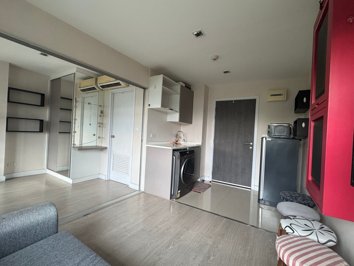 ðĨ āļāļēāļĒ ðĨāđāļĄāđāļāļĢāļĨāļąāļāļāđ āļāļŦāļĨāđāļĒāļāļīāļ - āļŠāļļāļāļāļīāļŠāļēāļĢ MetroLuxe Paholyothin - Sutthisan / 1 āļŦāđāļāļāļāļāļ POP050 Loading...