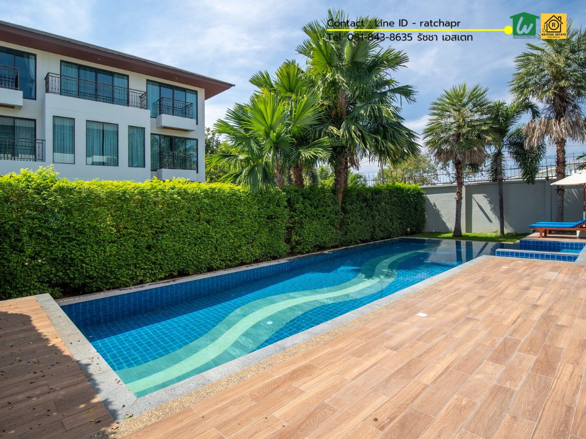 Luxurious detached house for rent, 200 square meters, with private swimming pool, in the heart of Rama 9, peace combined with perfect convenience. Loading...