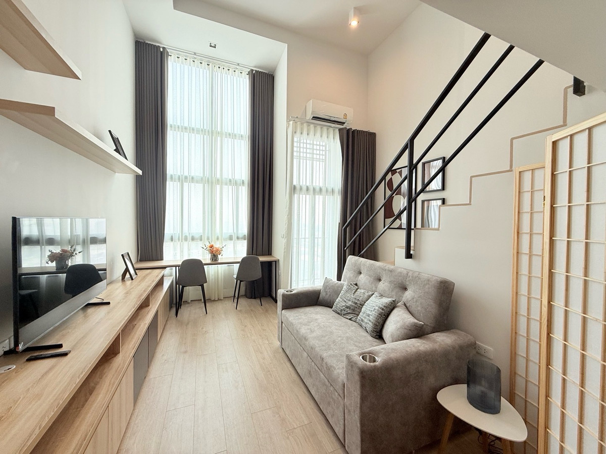 ให้เช่าคอนโดพระราม 9 เพชรบุรีตัดใหม่ RCA : 🚀 Brand New | Hot Deal! 🔥
Duplex 1-Bedroom Condo for Rent – Ideo Mobi Rama 9, Special Price: 28,000 THB