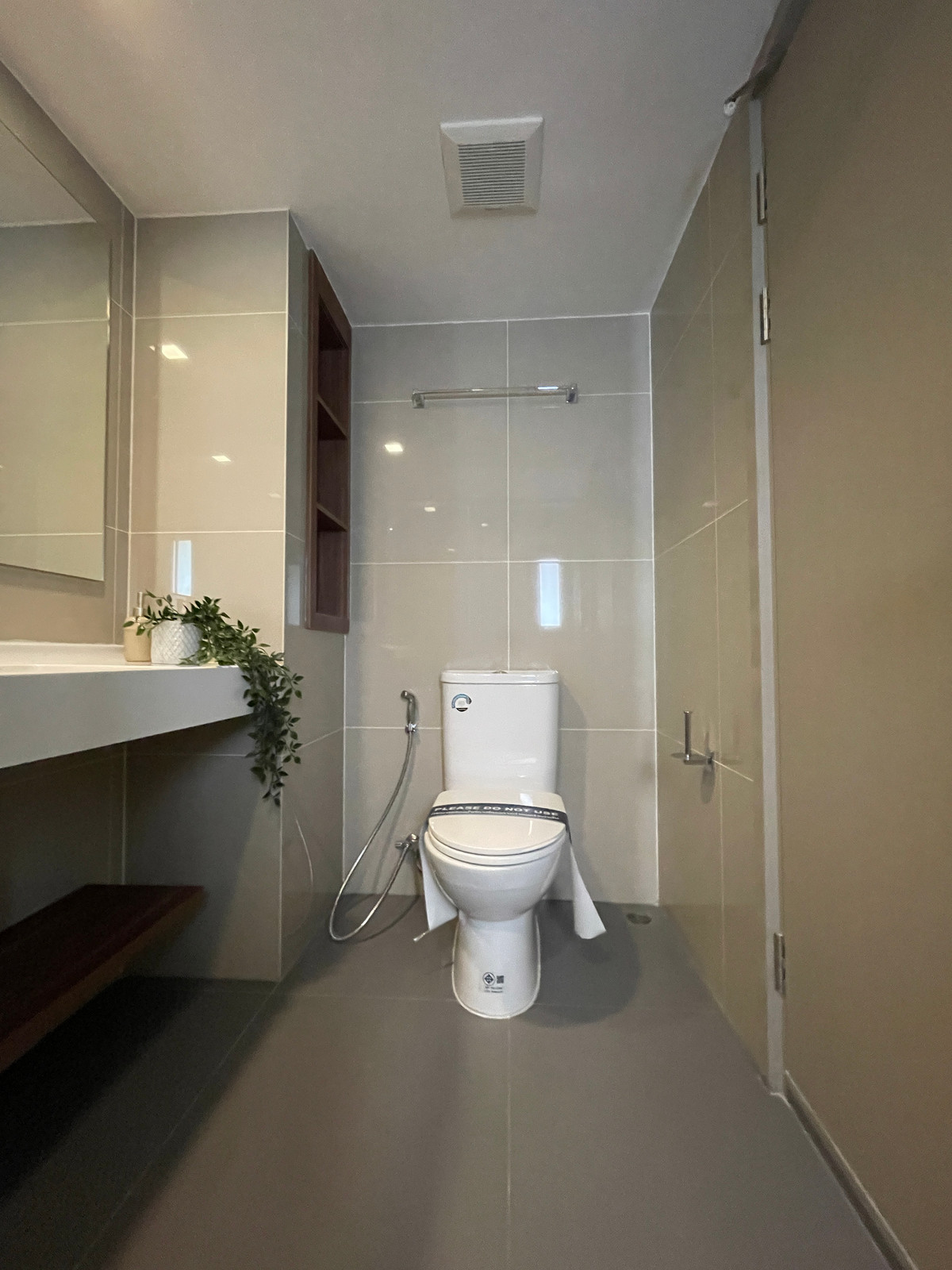 ขายคอนโดพระราม 9 เพชรบุรีตัดใหม่ RCA : ขายคอนโด IDEO พระราม 9 – อโศก | ห้องสวยชั้นสูง ราคาโปรสุดคุ้ม ใกล้ MRT พระราม 9 ฟังก์ชั่น 2 Bedroom Hybrid พร้อมเฟอร์ครบ เข้าอยู่ได้ทันที