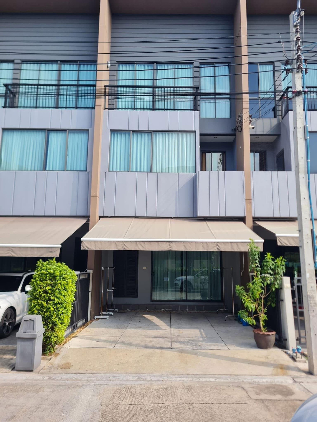 For RentTownhomeNawamin, Ramindra : Townhome for rent Baan Klang Muang Watcharapol-Sukhapiban 5 near Sai Mai Avenue and Liab Duan Market, Ramintra