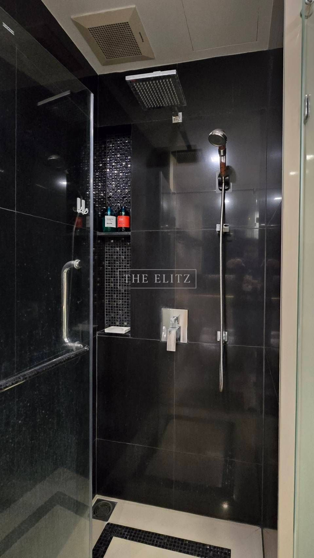 ขายคอนโดสาทร นราธิวาส : ✨ The Address Sathorn ดีไซน์สง่างาม หรูหราทุกรายละเอียด ตอบโจทย์ชีวิตคนเมือง 💯