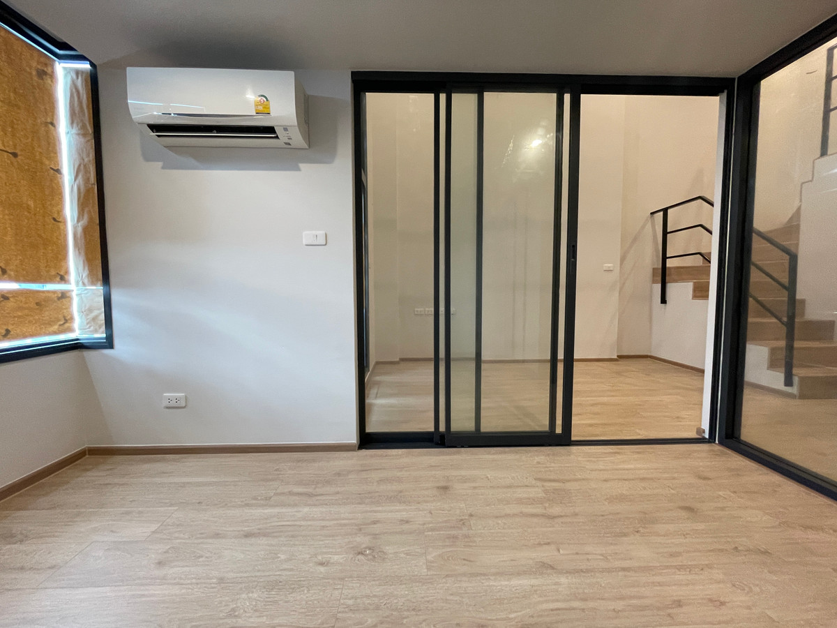 ขายคอนโดพระราม 9 เพชรบุรีตัดใหม่ RCA : ขายคอนโด IDEO พระราม 9 – อโศก | ห้องสวยชั้นสูง ราคาโปรสุดคุ้ม ใกล้ MRT พระราม 9 ฟังก์ชั่น 1 Bedroom Hybrid พร้อมเฟอร์ครบ เข้าอยู่ได้ทันที