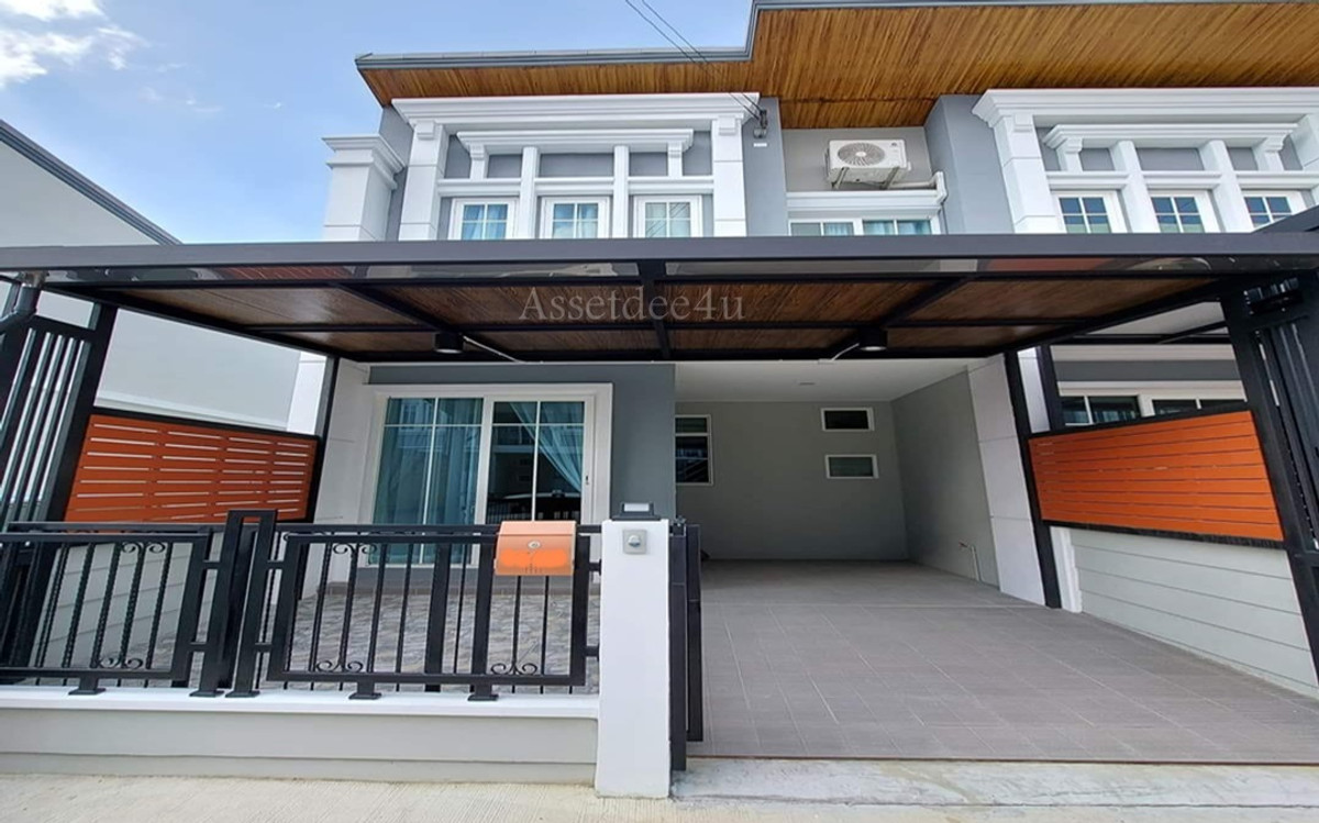 For RentTownhomePinklao, Charansanitwong : House for rent Charansanitwong AT451, 2-story townhome for rent, behind Golden Town Siriraj-Ratchaphruek.  Complete furniture and electrical appliances Near Siriraj Hospital