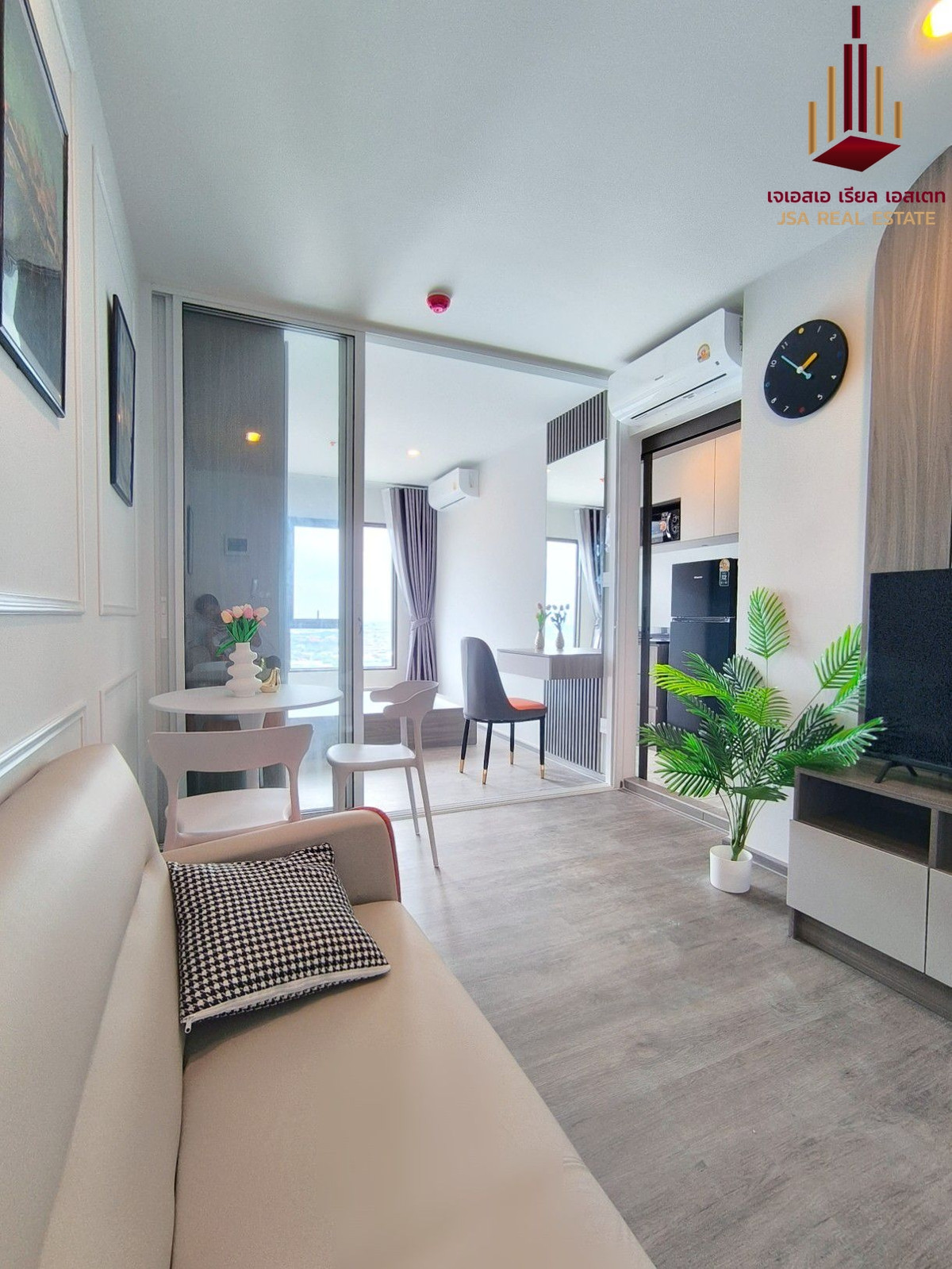 ให้เช่าคอนโดท่าพระ ตลาดพลู วุฒากาศ : ✨ For Rent : Regent Home Wutthakat Condo ✨  💰 Only 12,000 thb/month