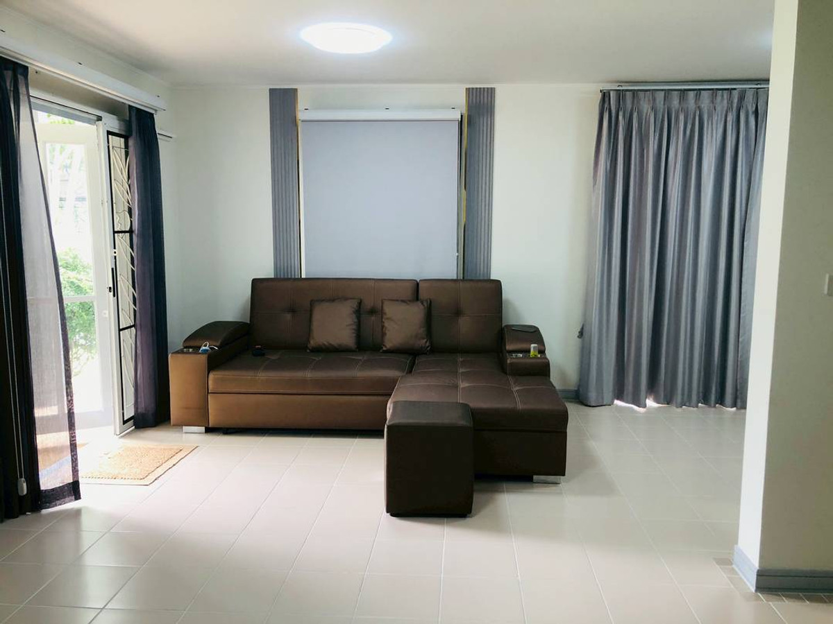 2-story detached house, Neighbor Home Village, Watcharapol, completely renovated.  Next to Sukhaphiban 5 Road, good location, convenient travel. Loading...