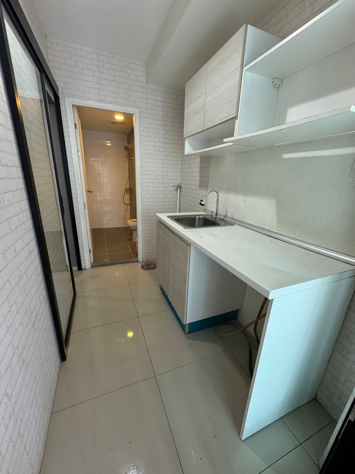 Condo for sale, The Cabana Samrong, large room, 28 sq m, free transfer, free entire room, free loan, guaranteed cheapest price in the project, 1,190,000 Loading...