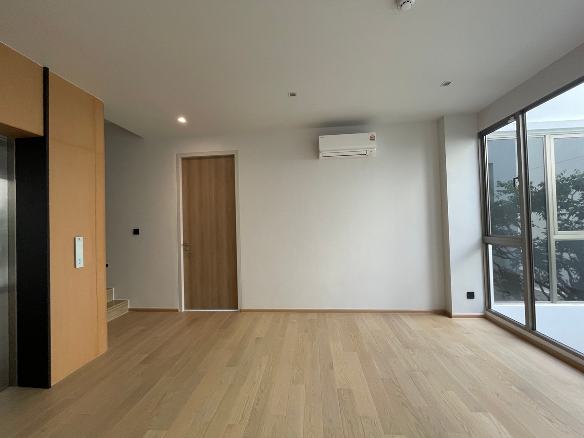 ขายบ้านเกษตร นวมินทร์ ลาดปลาเค้า : ขาย Providence Lane Kaset – Nawamin บ้านเดี่ยวหรู 3 ชั้น ลิฟต์ส่วนตัว + สระว่ายน้ำ ทำเลพรีเมียมลาดปลาเค้า 89 ฟังก์ชั่น 4 ห้องนอน | 5 ห้องน้ำ | 4 ที่จอดรถ บ้านเดี่ยว Luxury ระดับ Rare Item ทำเลศักยภาพ เกษตร–นวมินทร์ ใกล้ทางด่วน รถไฟฟ้า 2 สาย 