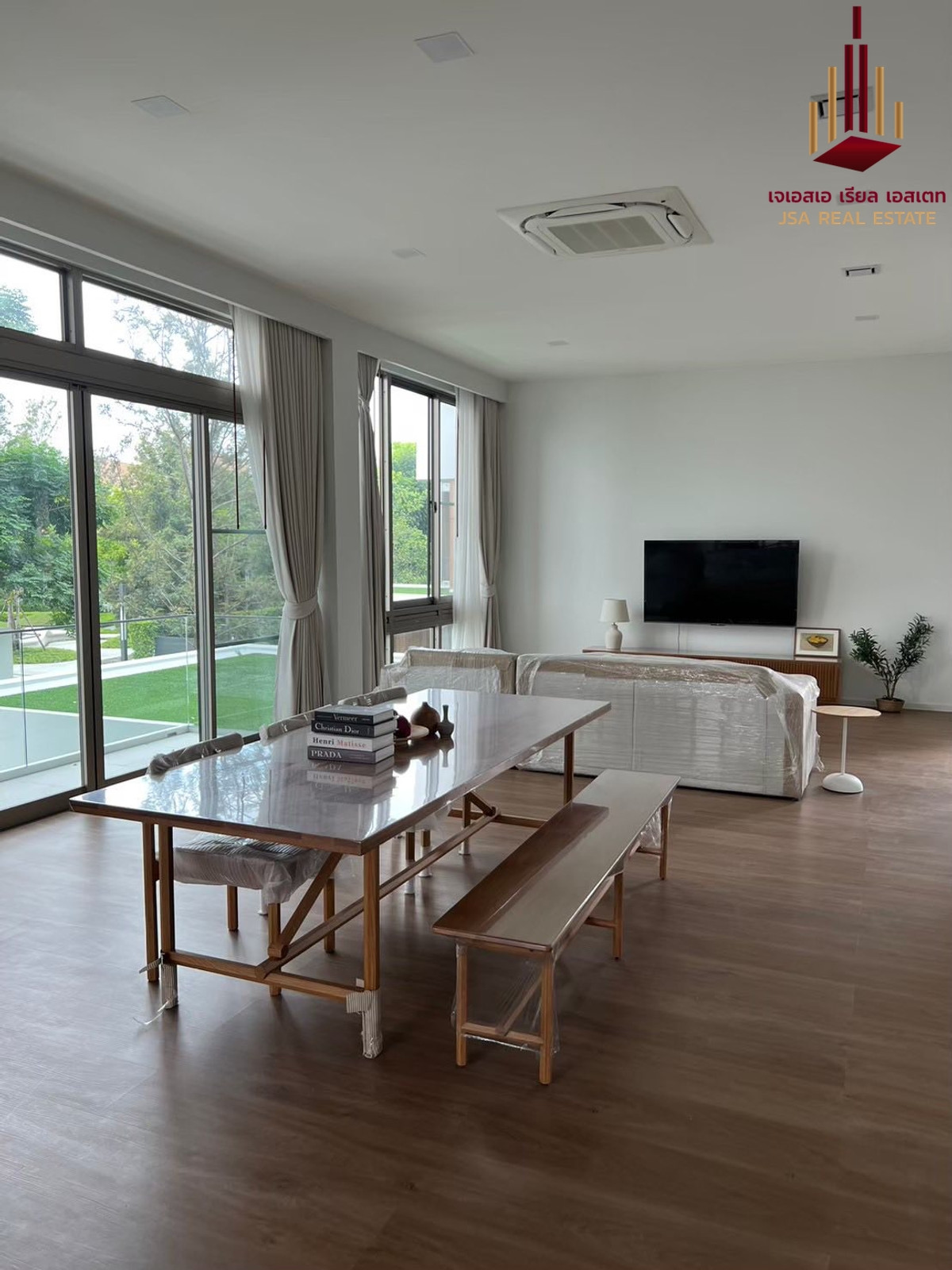 For RentHousePattanakan, Srinakarin : ✨ For Rent : VIVE Rama 9 ✨ 💰 Only 180,000 thb/month