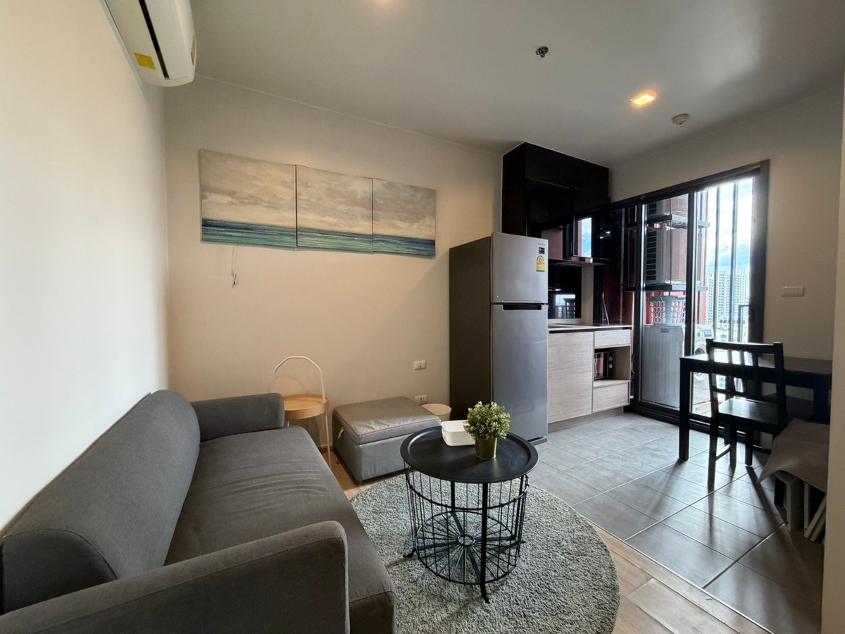 For RentCondoRama9, Petchburi, RCA : Condo for rent The Base Garden - Rama 9 (ARL Ramkhamhaeng) (SA-01)