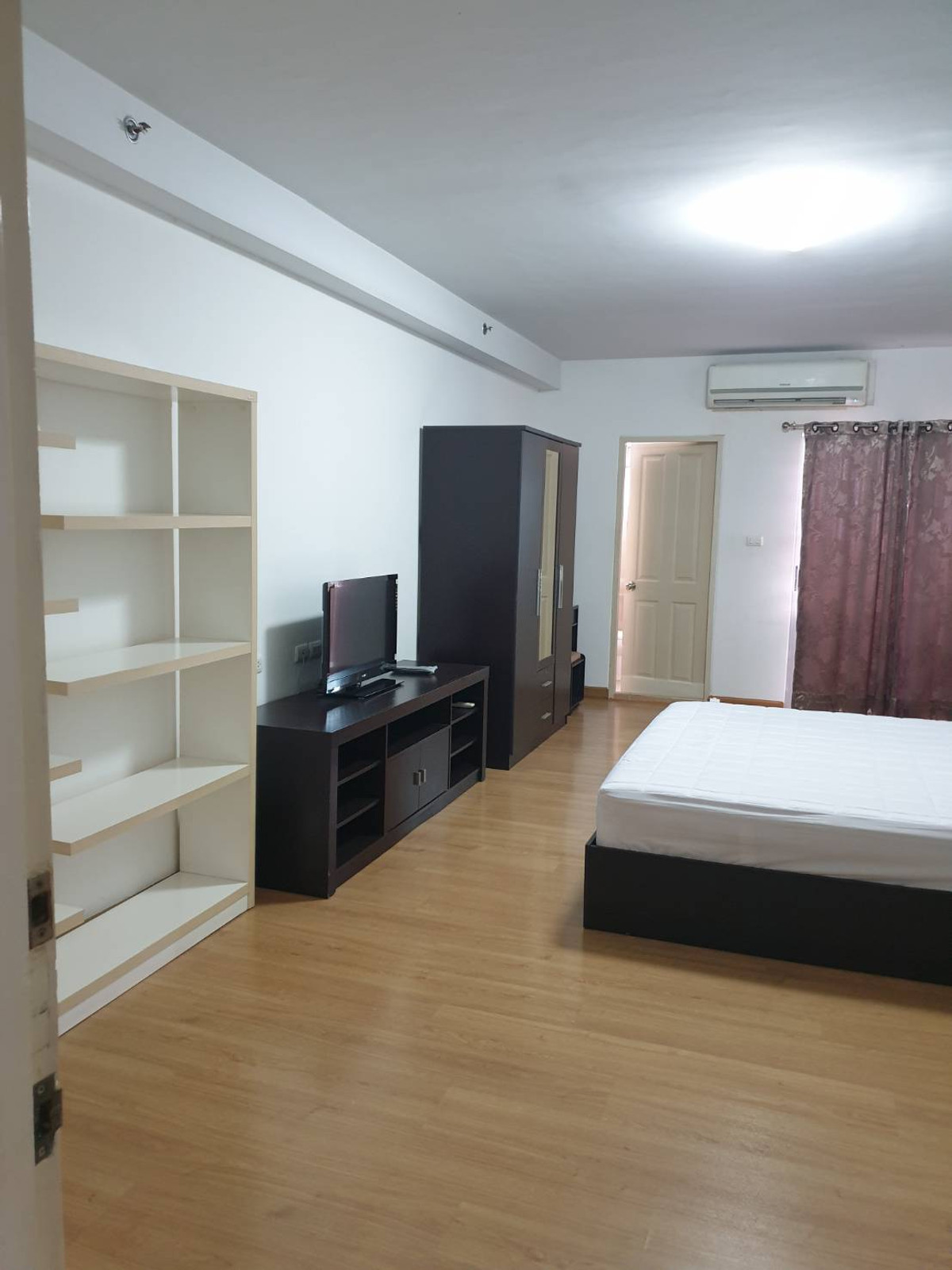 For RentCondoPattanakan, Srinakarin : Near BTS Yellow Line Sri Iam Station Opposite Novotel Hotel