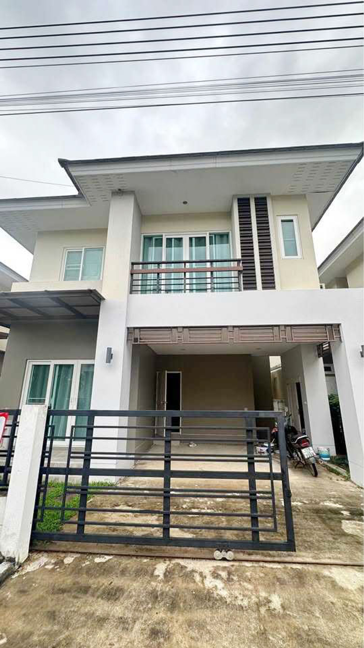 ให้เช่าบ้านเชียงใหม่ : บ้านในโครงการ ให้เช่าเดือนละ 20,000 บาท ใกล้บิ๊กซีดอนจั่นเพียง 10 นาที No.7H331