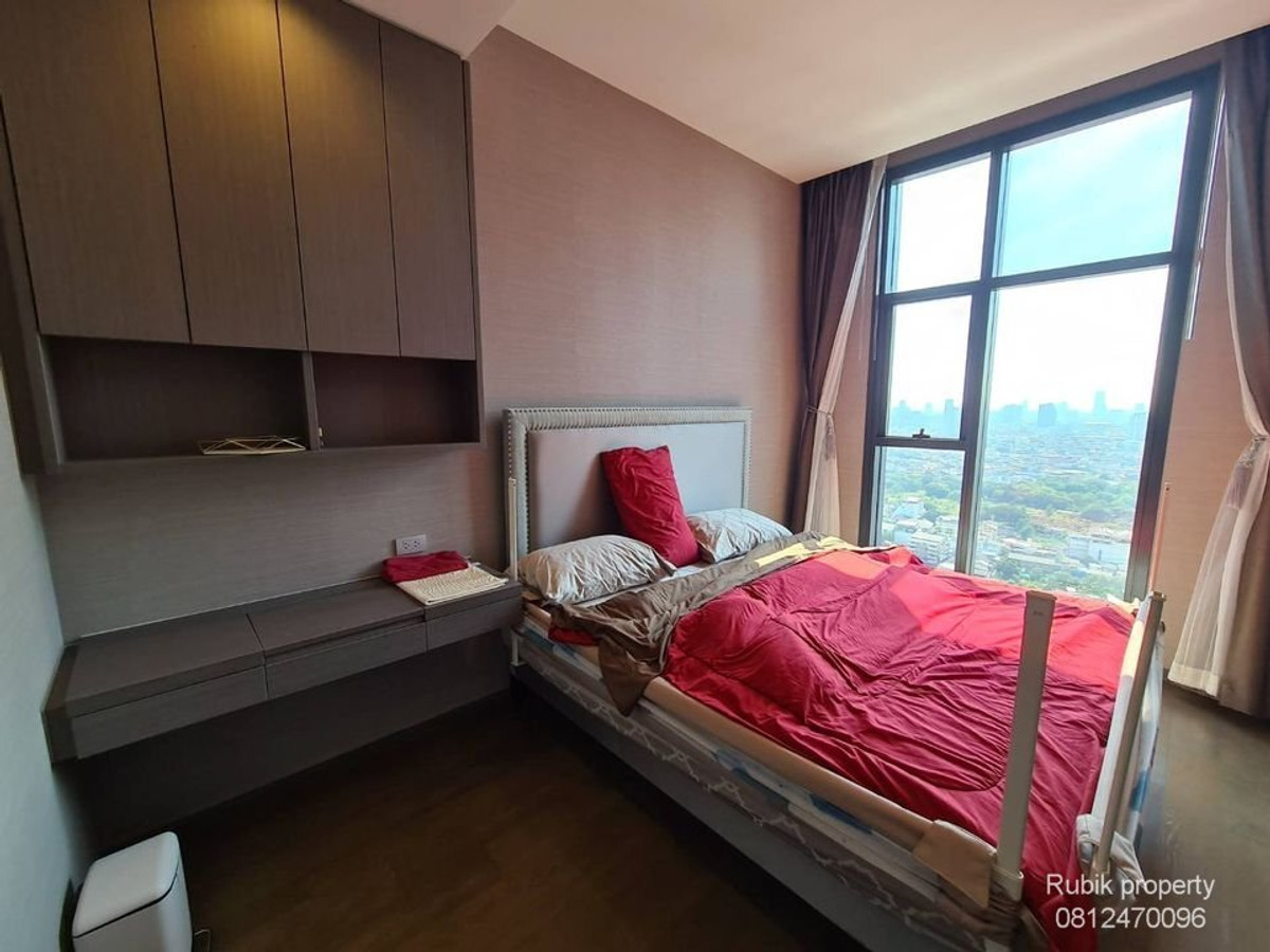 ให้เช่าคอนโดสาทร นราธิวาส : (RB1356)🏙️ ให้เช่า The Diplomat Sathorn คอนโด Super Luxury Class ทำเลดีที่สุด ติด BTS สุรศักดิ์ เพียงก้าวเดียวจากบันไดเลื่อนหน้าประตูโครงการ ✨