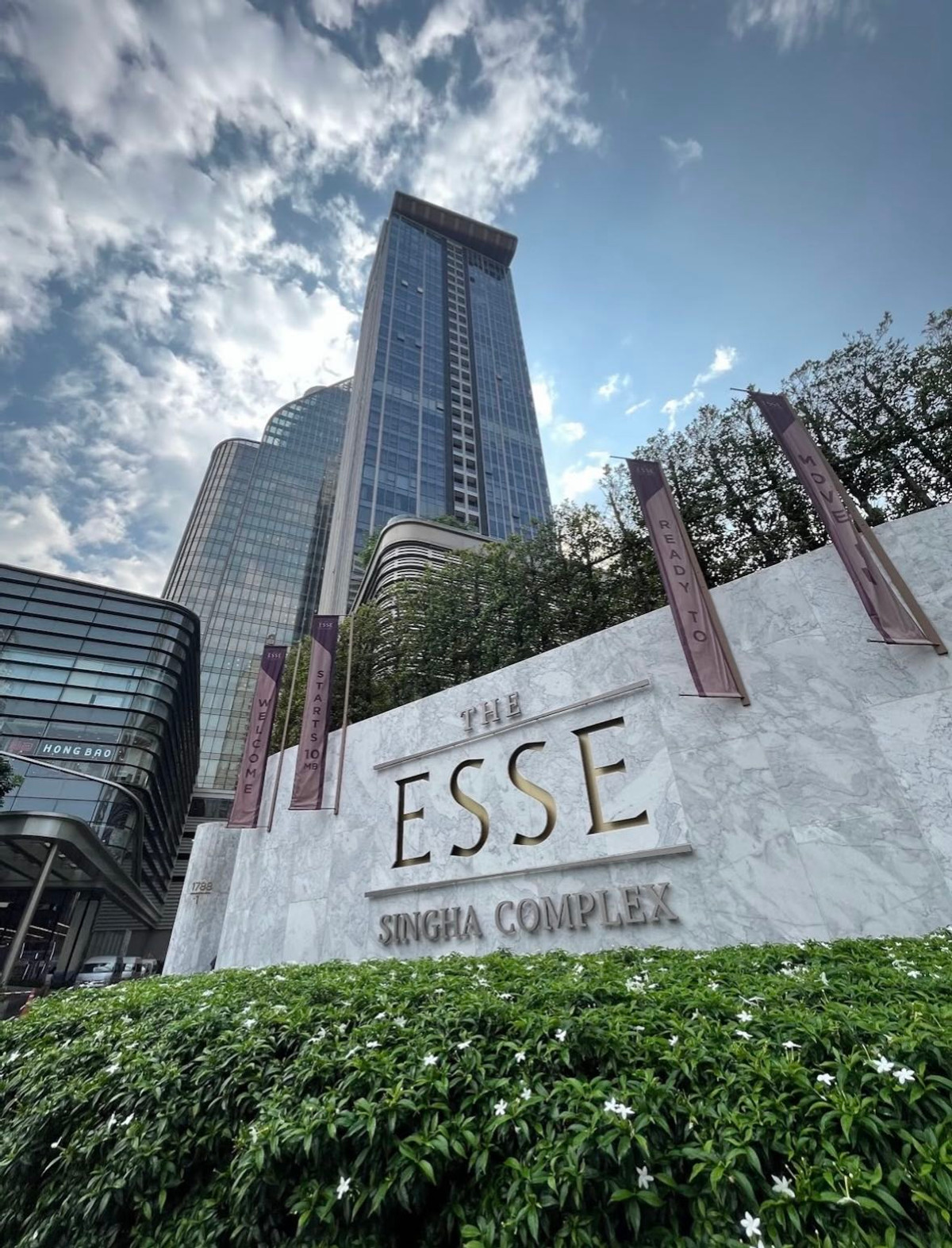 For SaleCondoRama9, Petchburi, RCA : For Sale The Esse at Singha Complex