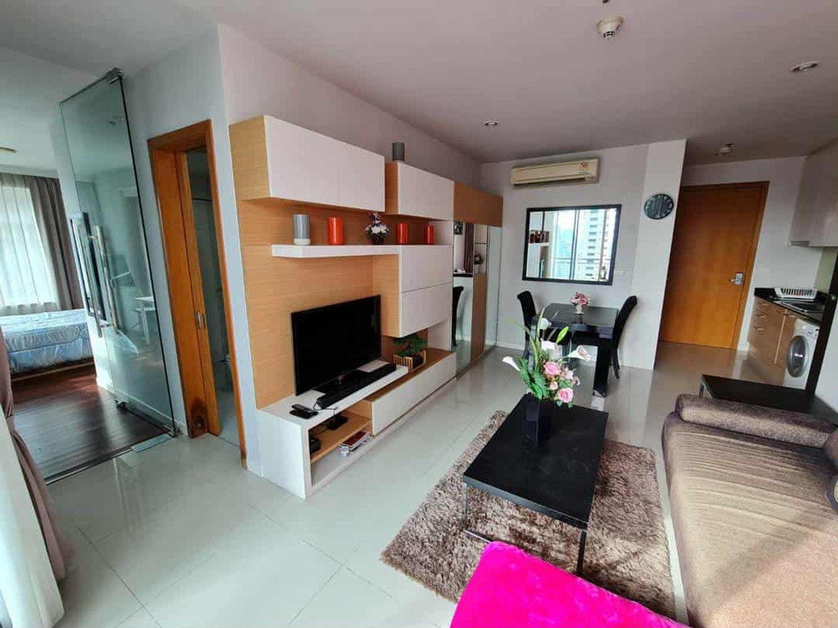 Condo for sale, Circle 1, Phetchaburi 36, near MRT Phetchaburi and BTS Nana, room size 44 square meters. Loading...