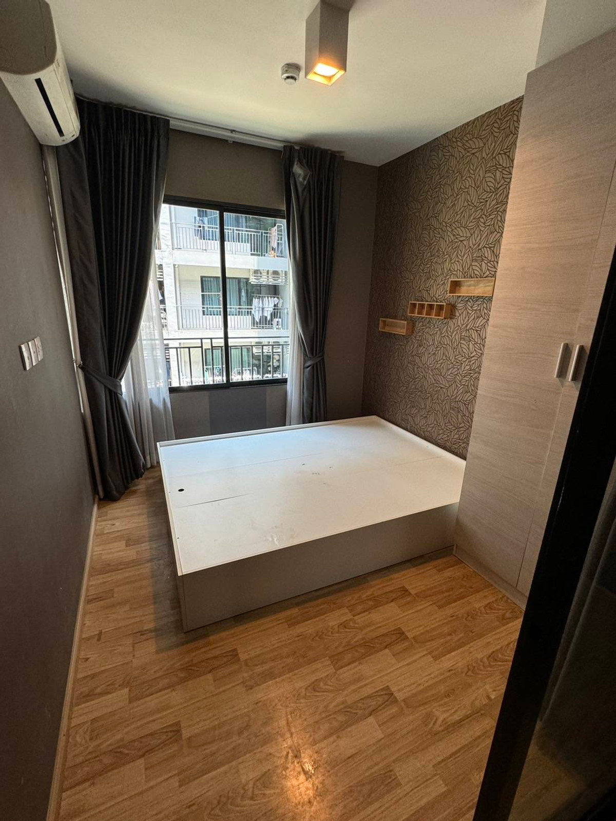 Condo for sale, The Cabana Samrong, large room, 28 sq m, free transfer, free entire room, free loan, guaranteed cheapest price in the project, 1,190,000 Loading...