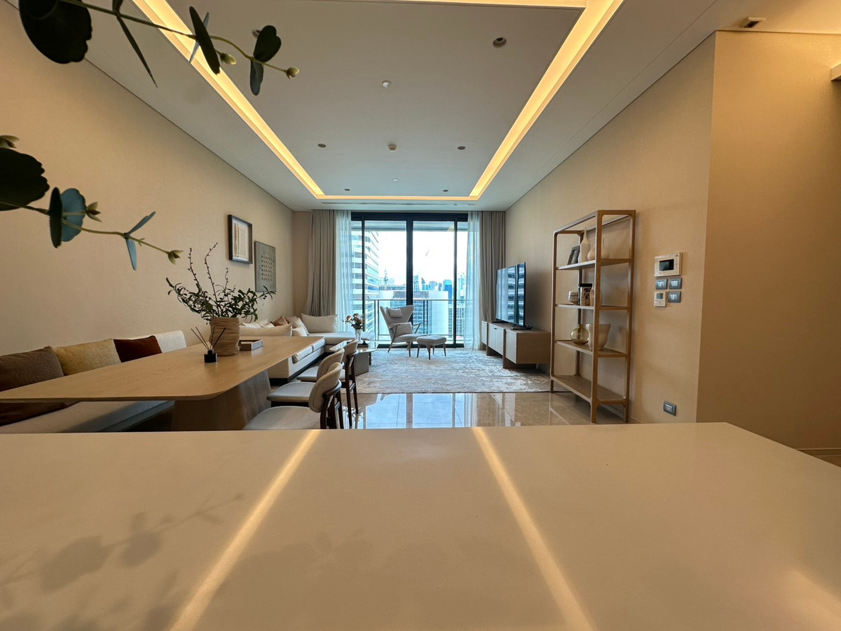 For RentCondoWitthayu, Chidlom, Langsuan, Ploenchit : +++ Urgent rent +++ The Residences @ Sindhorn Kempinski Hotel Bangkok** 2 bedrooms, 139 sq m., complete functions, ready to move in.