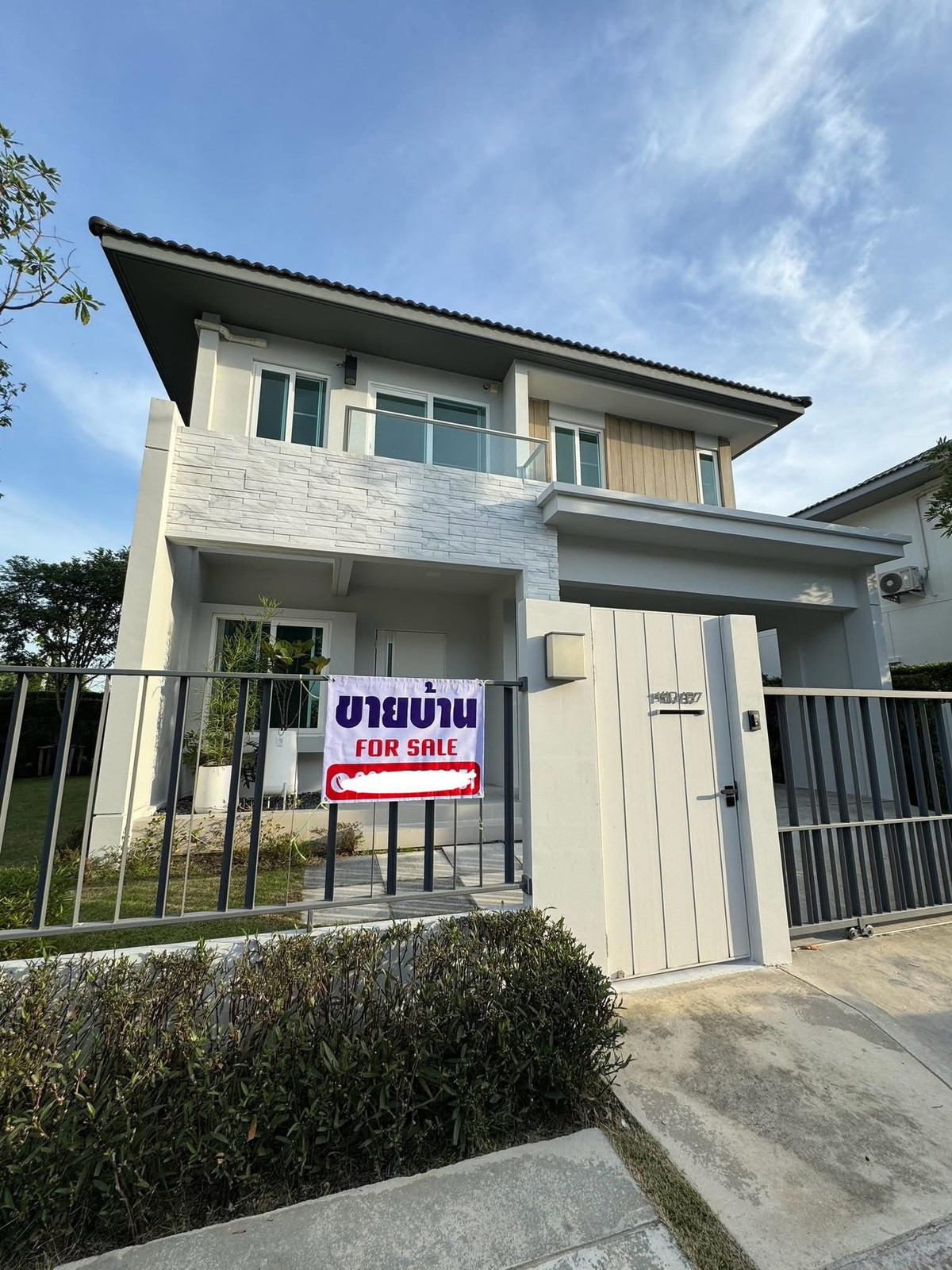 ขายบ้านลาดกระบัง สุวรรณภูมิ : มัณฑนา 2 มอเตอร์เวย์ - กรุงเทพกรีฑาตัดใหม่ / 3 ห้องนอน (ขาย), Mantana 2 Motorway - New Krungthepkreetha / 3 Bedrooms (FOR SALE) BZD008