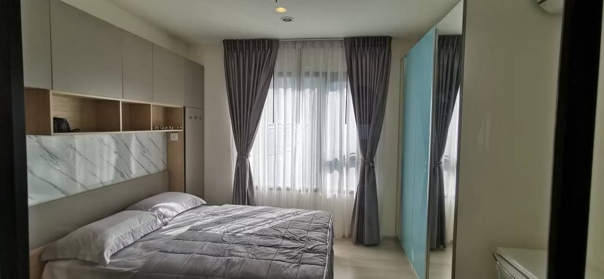 For RentCondoRama9, Petchburi, RCA : (for rent) Life Asoke near MRT Phetchaburi and Airport Link Makkasan