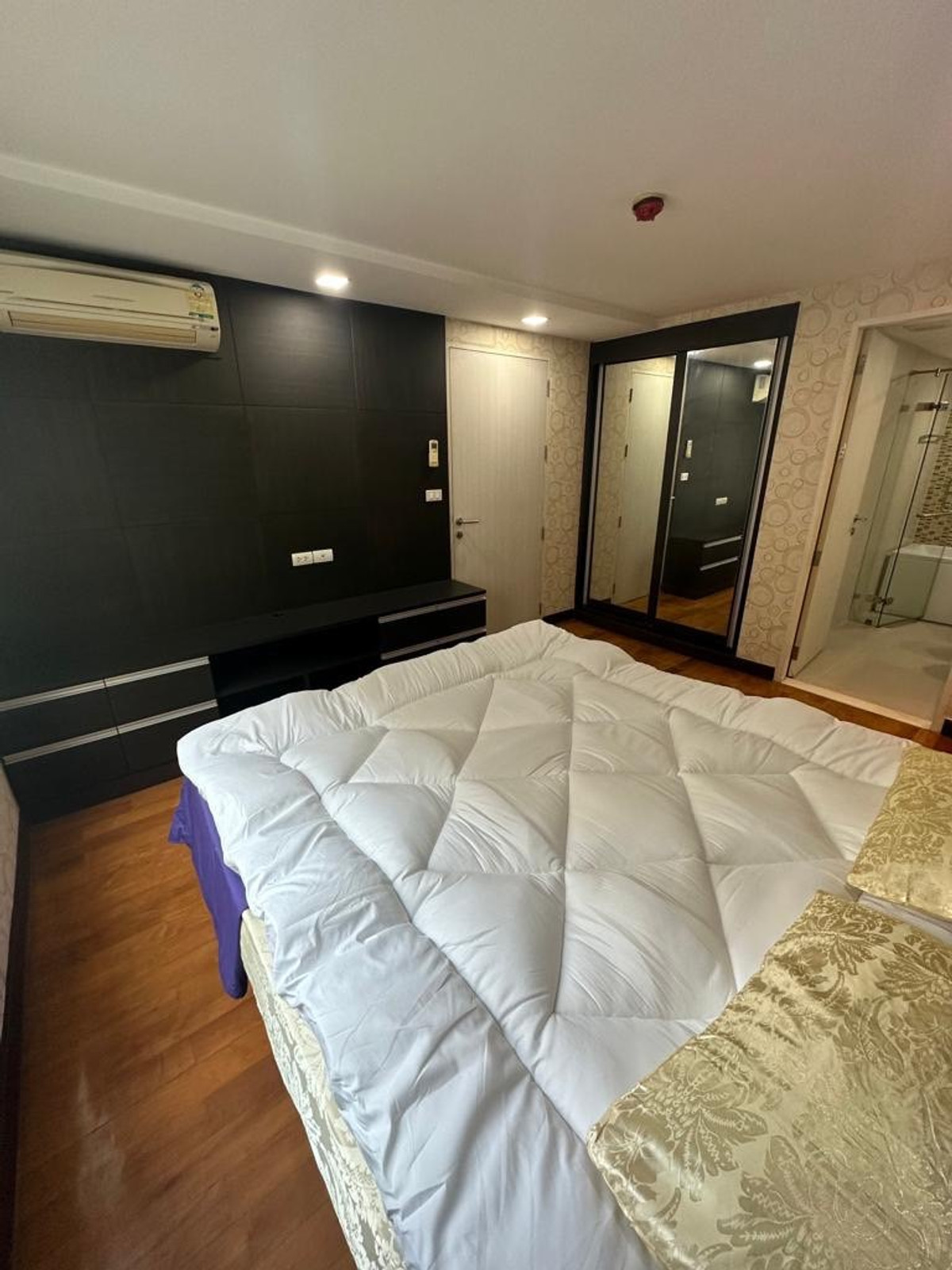 ðĒ For Rent: Le Nice Ekamai ðĒ ð Move-in: ready âĻ Loading...