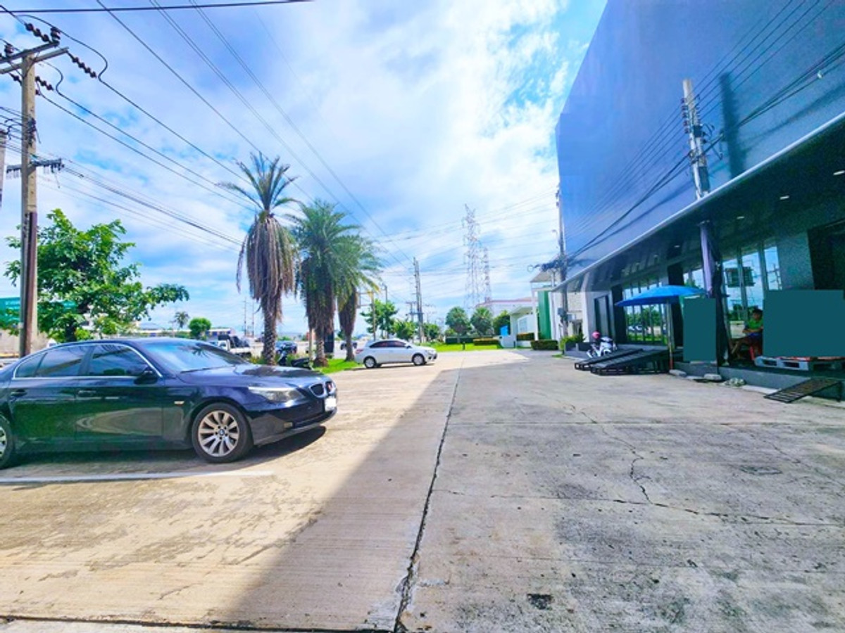 For RentShop HouseEakachai, Bang Bon : Sampeng Market 2, 1.9 km, Lak Song MRT, 4.4 km. Large Concealed Duct Type air conditioner, 100,000 B