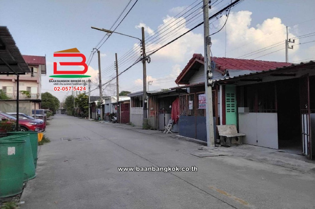 ทาวน์เฮาส์ ซอยไสวประชาราษฎร์ 7 เนื้อที่ 16.6 ตร.ว (ใกล้ตลาดเอซีคลอง 4) ตำบลลาดสวาย อำเภอลำลูกกา ปทุมธานี Loading...