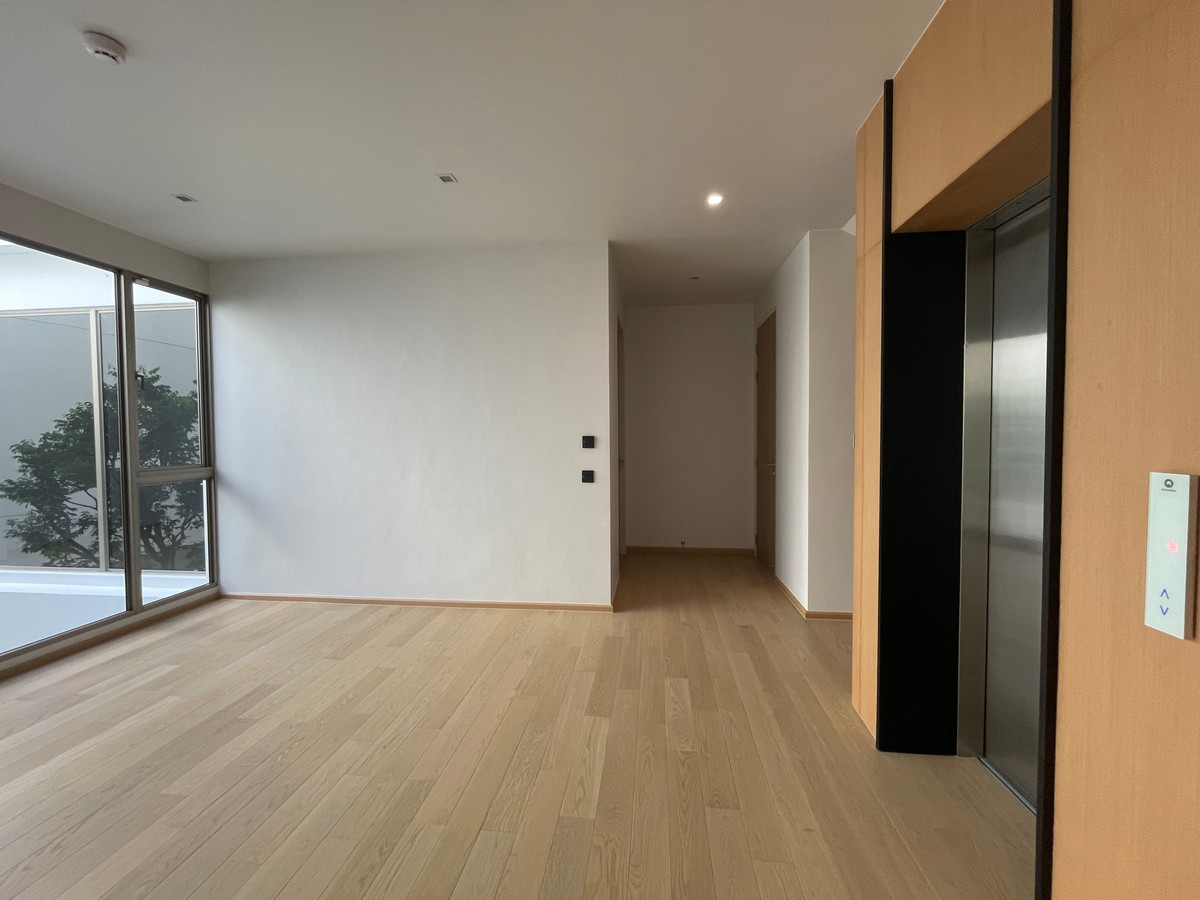 ขายบ้านเกษตร นวมินทร์ ลาดปลาเค้า : ขาย Providence Lane Kaset – Nawamin บ้านเดี่ยวหรู 3 ชั้น ลิฟต์ส่วนตัว + สระว่ายน้ำ ทำเลพรีเมียมลาดปลาเค้า 89 ฟังก์ชั่น 4 ห้องนอน | 5 ห้องน้ำ | 4 ที่จอดรถ บ้านเดี่ยว Luxury ระดับ Rare Item ทำเลศักยภาพ เกษตร–นวมินทร์ ใกล้ทางด่วน รถไฟฟ้า 2 สาย 